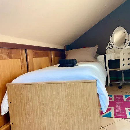 Cento4 Apartment *